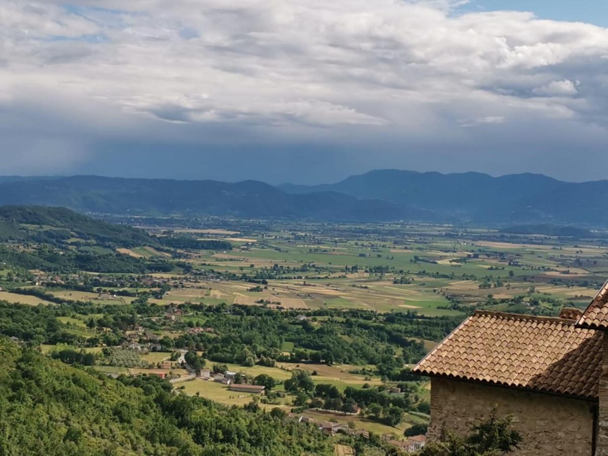 Poggio BustoneIl Torrione别墅 外观 照片